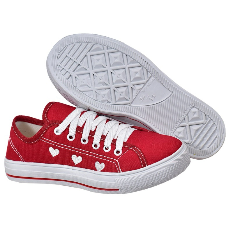 Tênis Feminino Casual com Detalhe de Coração