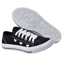 Tênis Feminino Casual com Detalhe de Coração