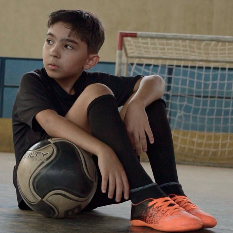 Chuteira Futsal Infantil Uzze Sport Botinha Cano Alto