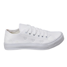 Tênis Feminino Casual com Detalhe de Coração